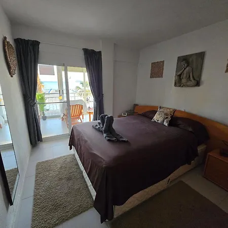 Apartamento Primera Linea Playa *